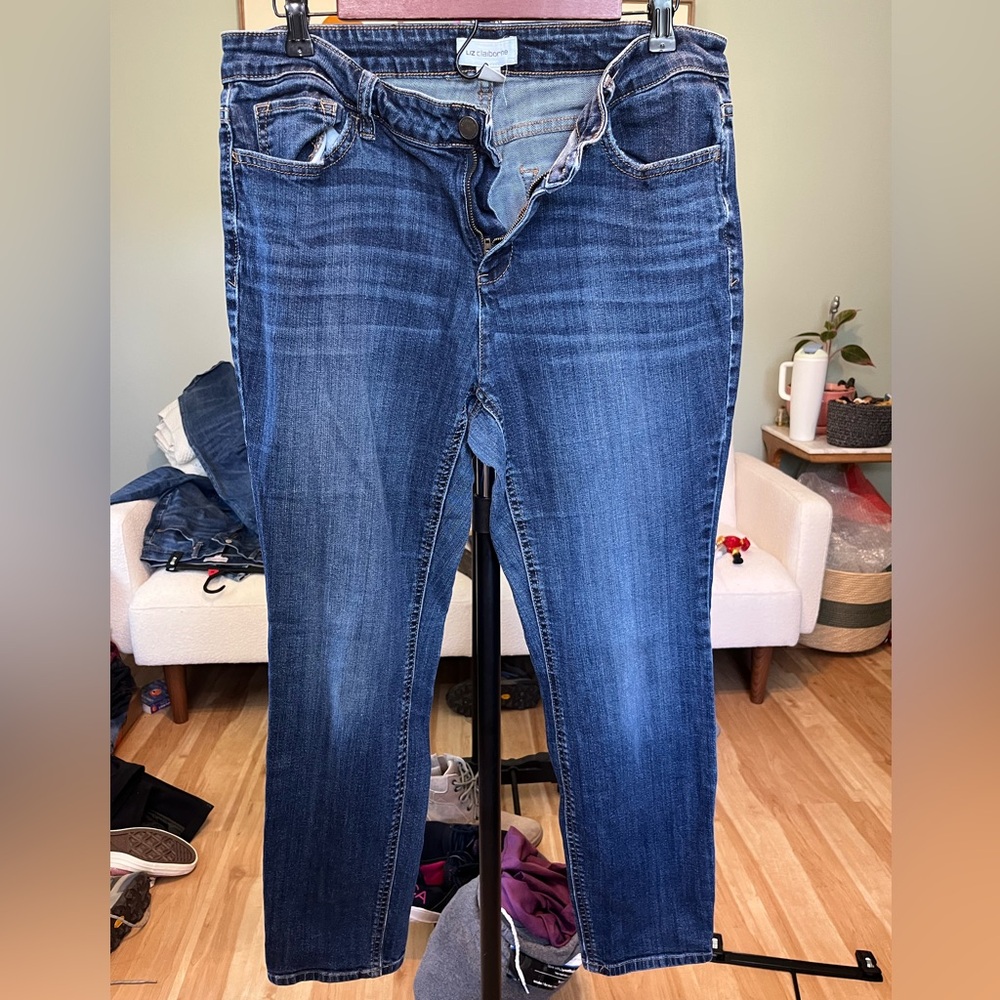 Liz Claiborne Medium Blue Straight Leg Jeans with Subtle Fade